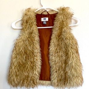 Fur vest